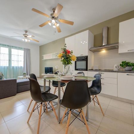 Azure Haven - Gzira Apartments And Penthouse By Shortletsmalta Екстериор снимка