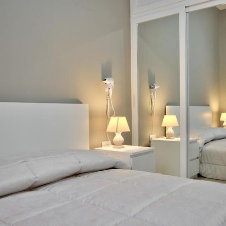 Azure Haven - Gzira Apartments And Penthouse By Shortletsmalta Екстериор снимка
