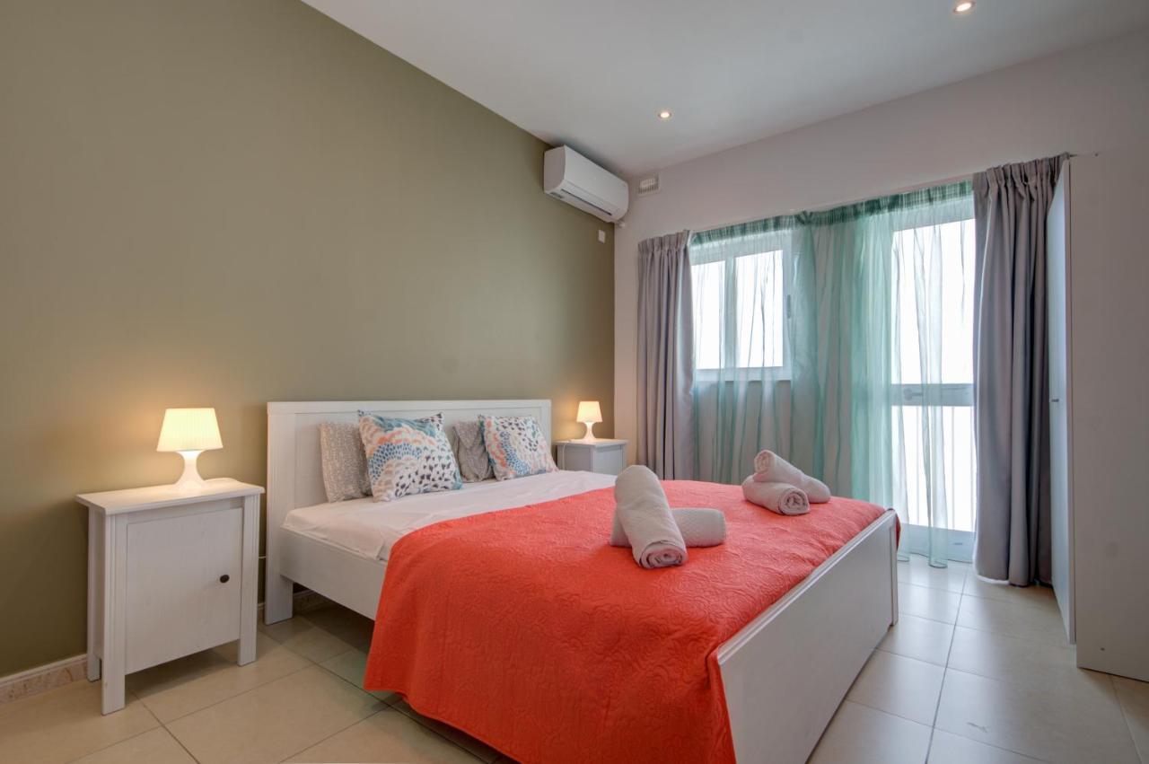 Azure Haven - Gzira Apartments And Penthouse By Shortletsmalta Екстериор снимка