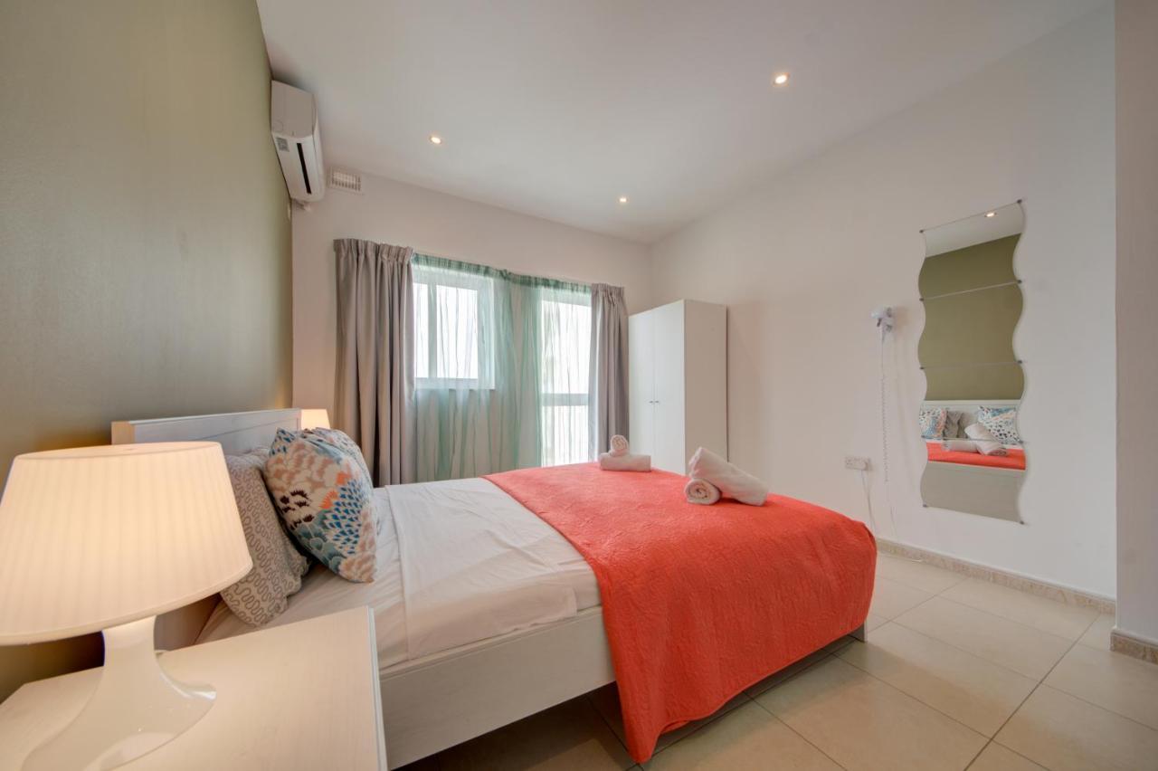 Azure Haven - Gzira Apartments And Penthouse By Shortletsmalta Екстериор снимка