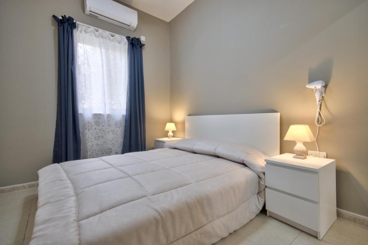 Azure Haven - Gzira Apartments And Penthouse By Shortletsmalta Екстериор снимка