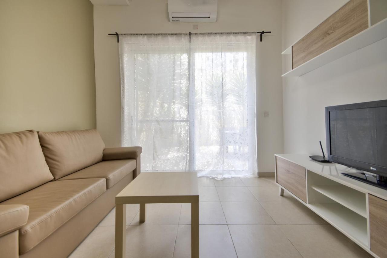 Azure Haven - Gzira Apartments And Penthouse By Shortletsmalta Екстериор снимка